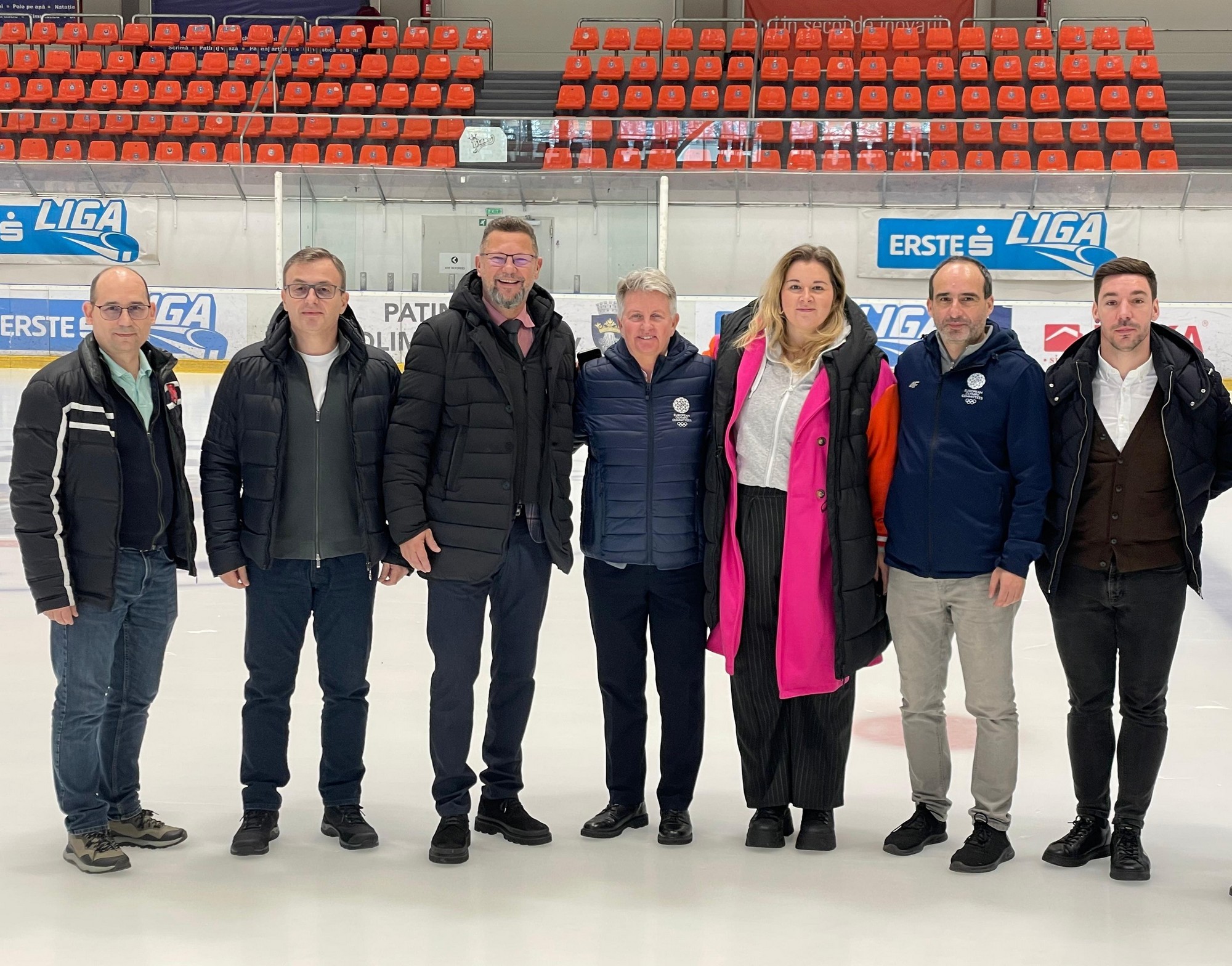 Fotebrasov2027 Patinoar2 2000