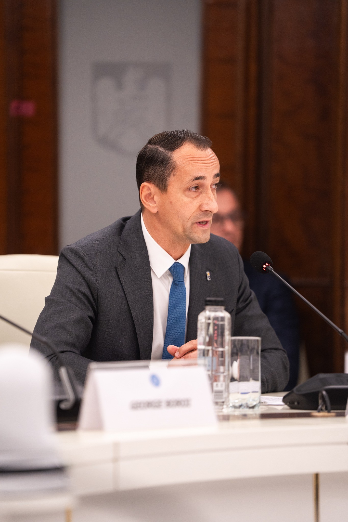 Poze Guvern 2025 Fote Brasov 2027 Cova