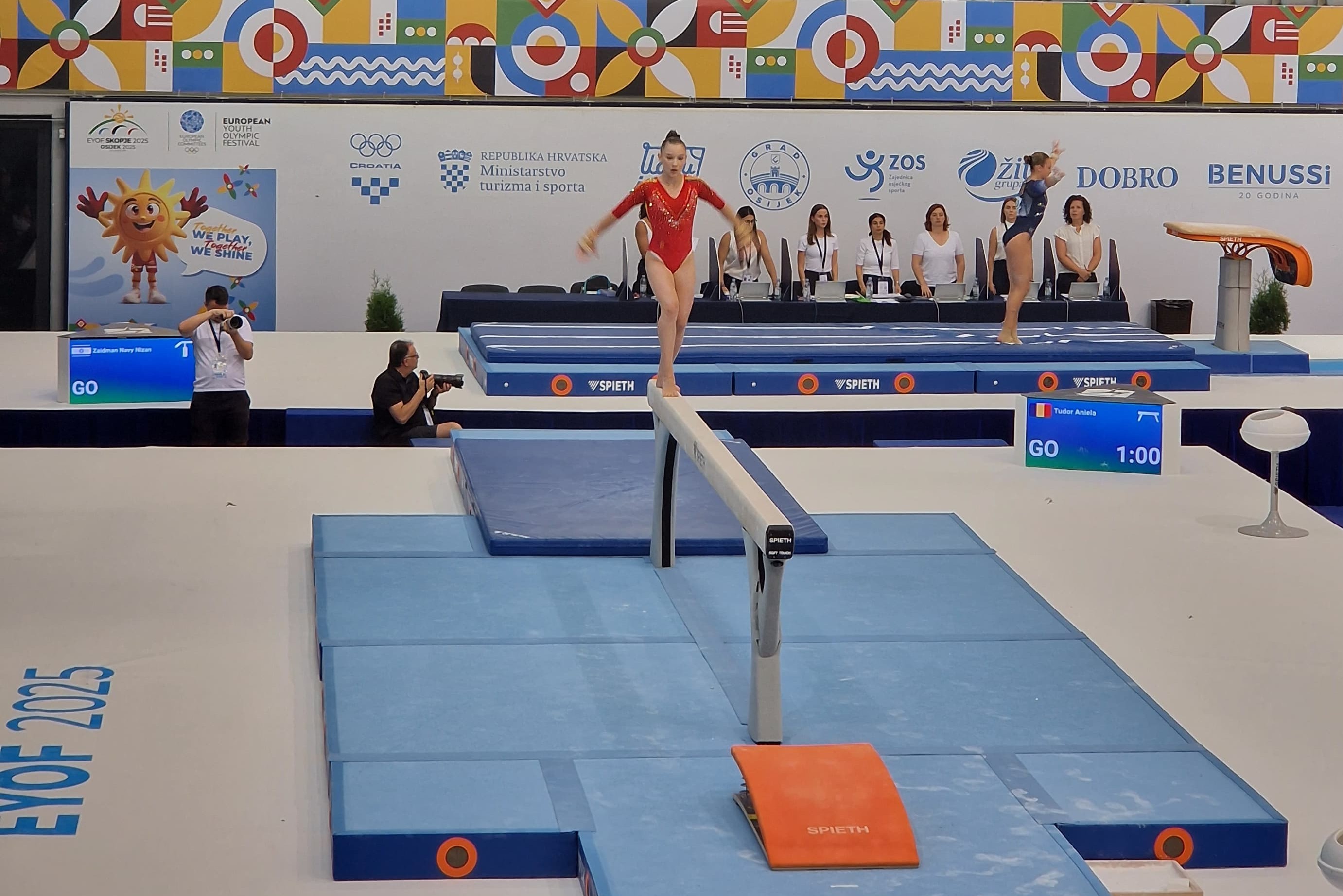 Gimnastica Barna Fote2