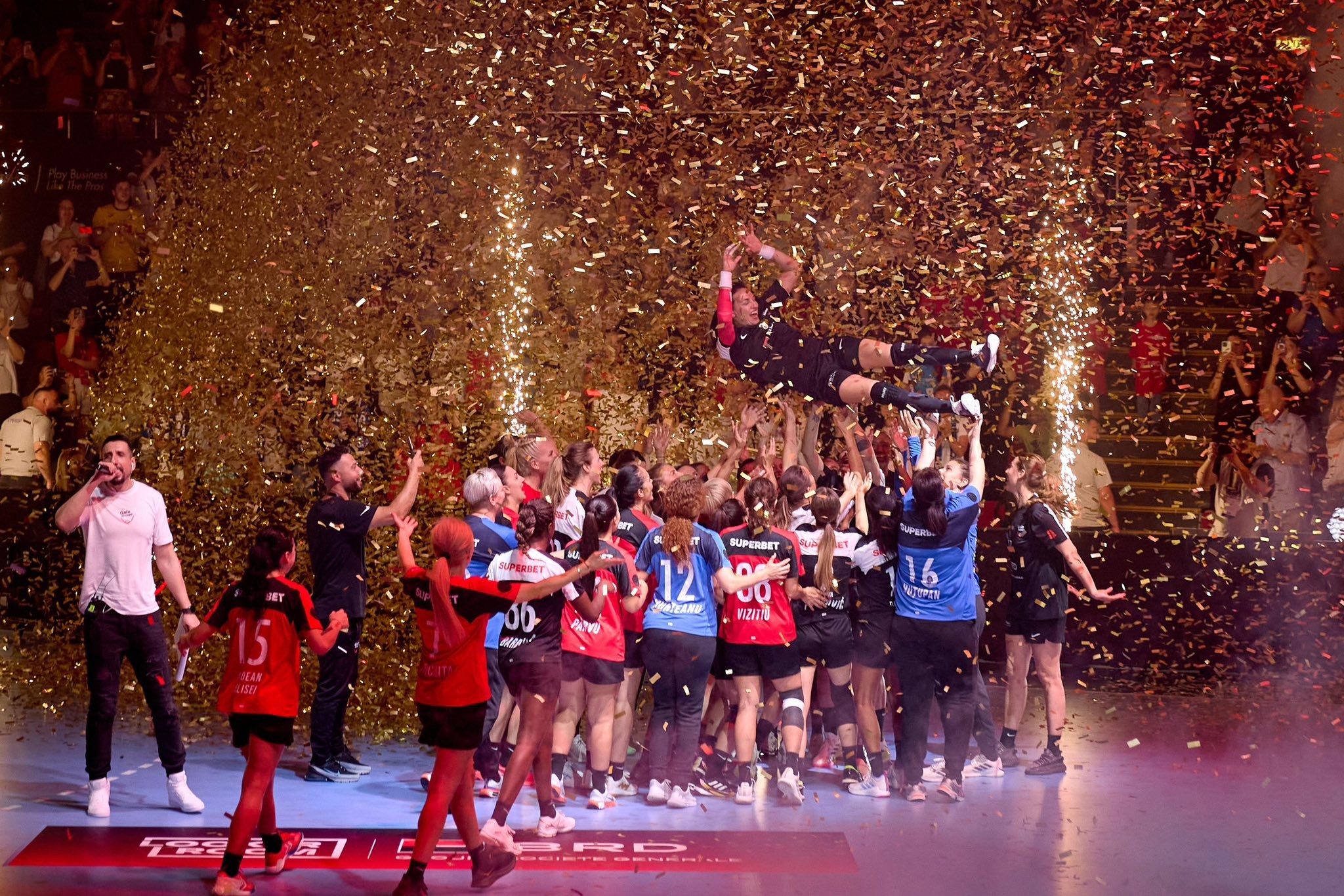 Cristina Neagu Retragere Sursa Fb Neagu 2