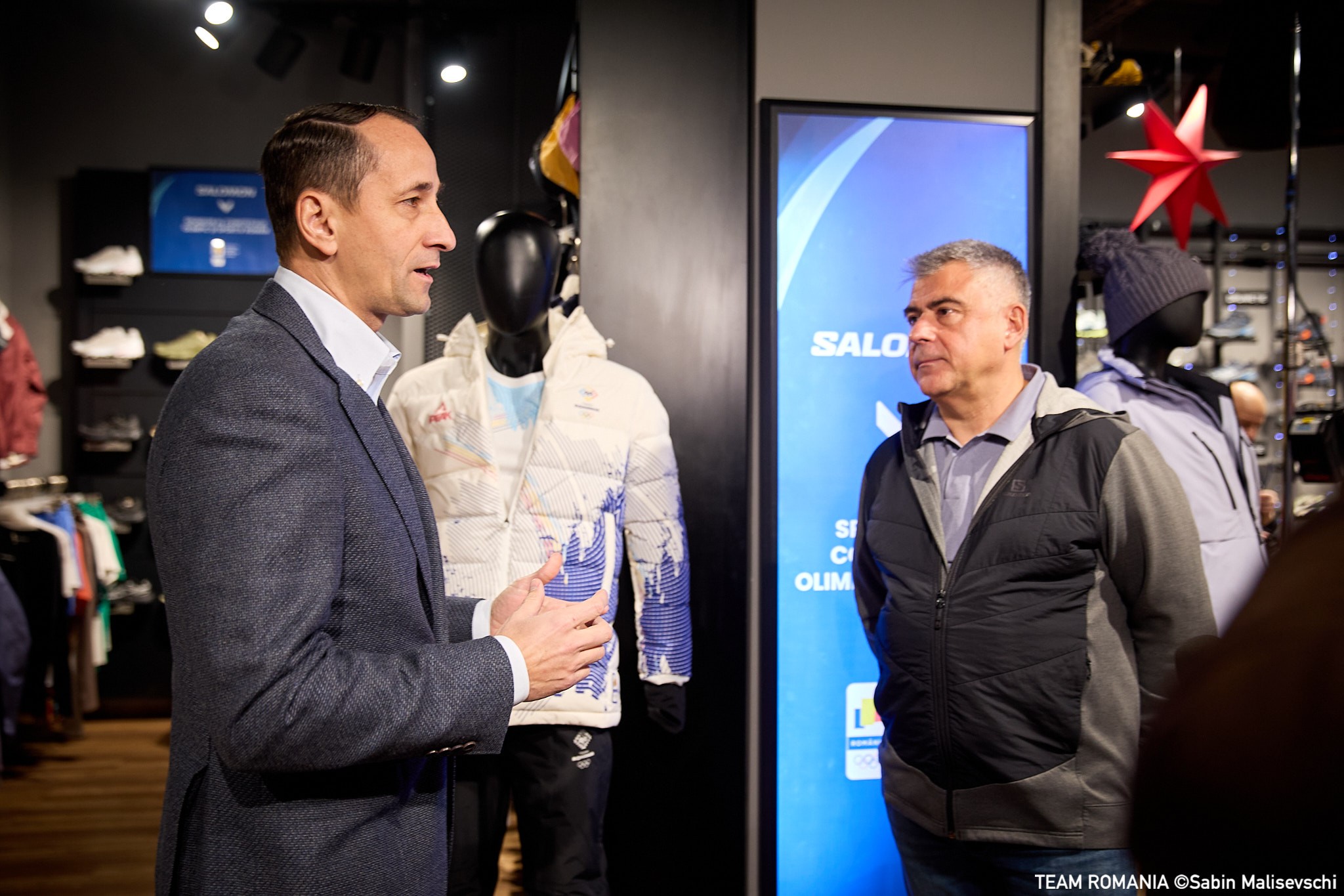 Cosr Salomon 17 Dec 015