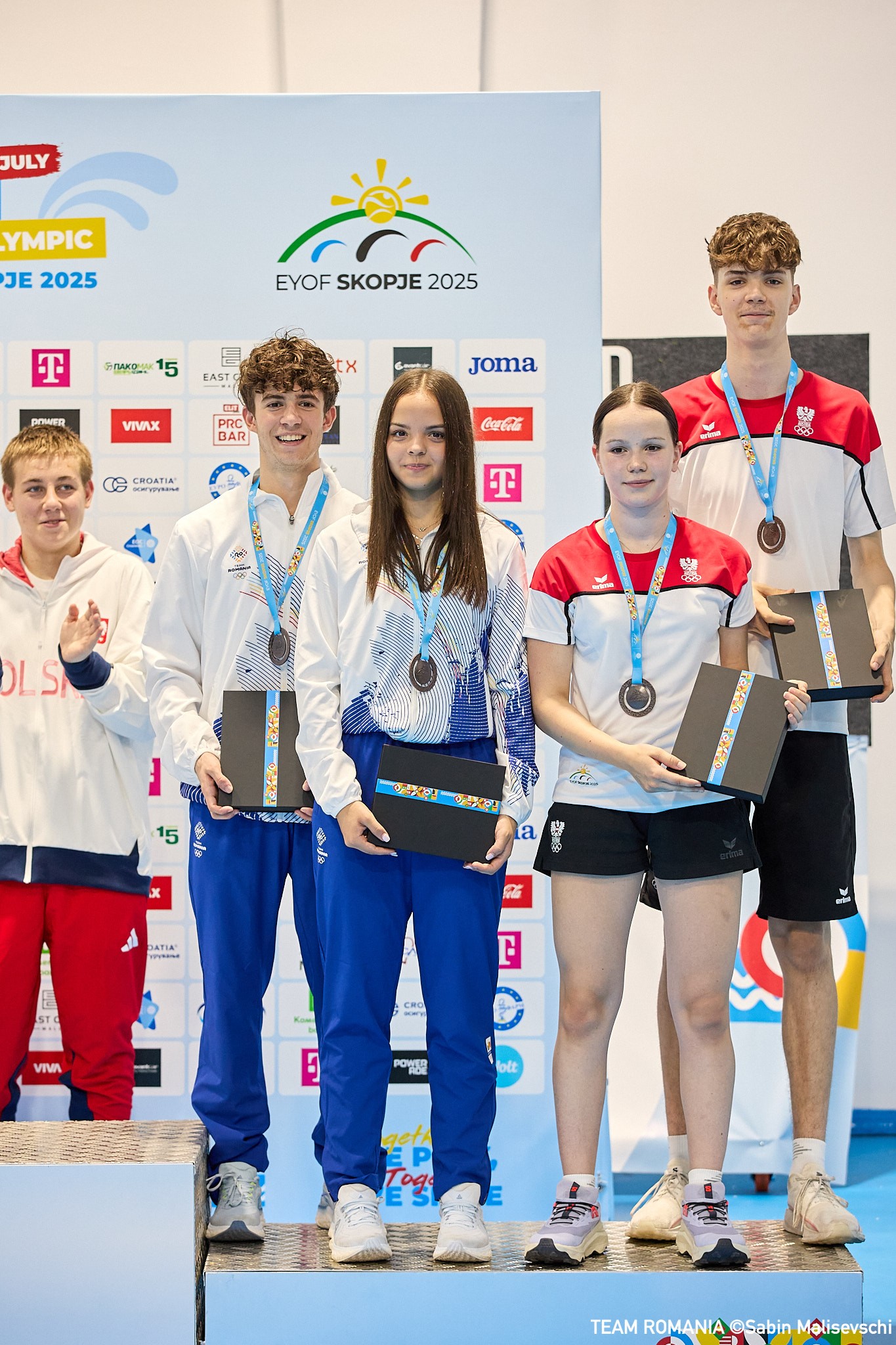 Premiere Tenis De Masa 26 Jul 008