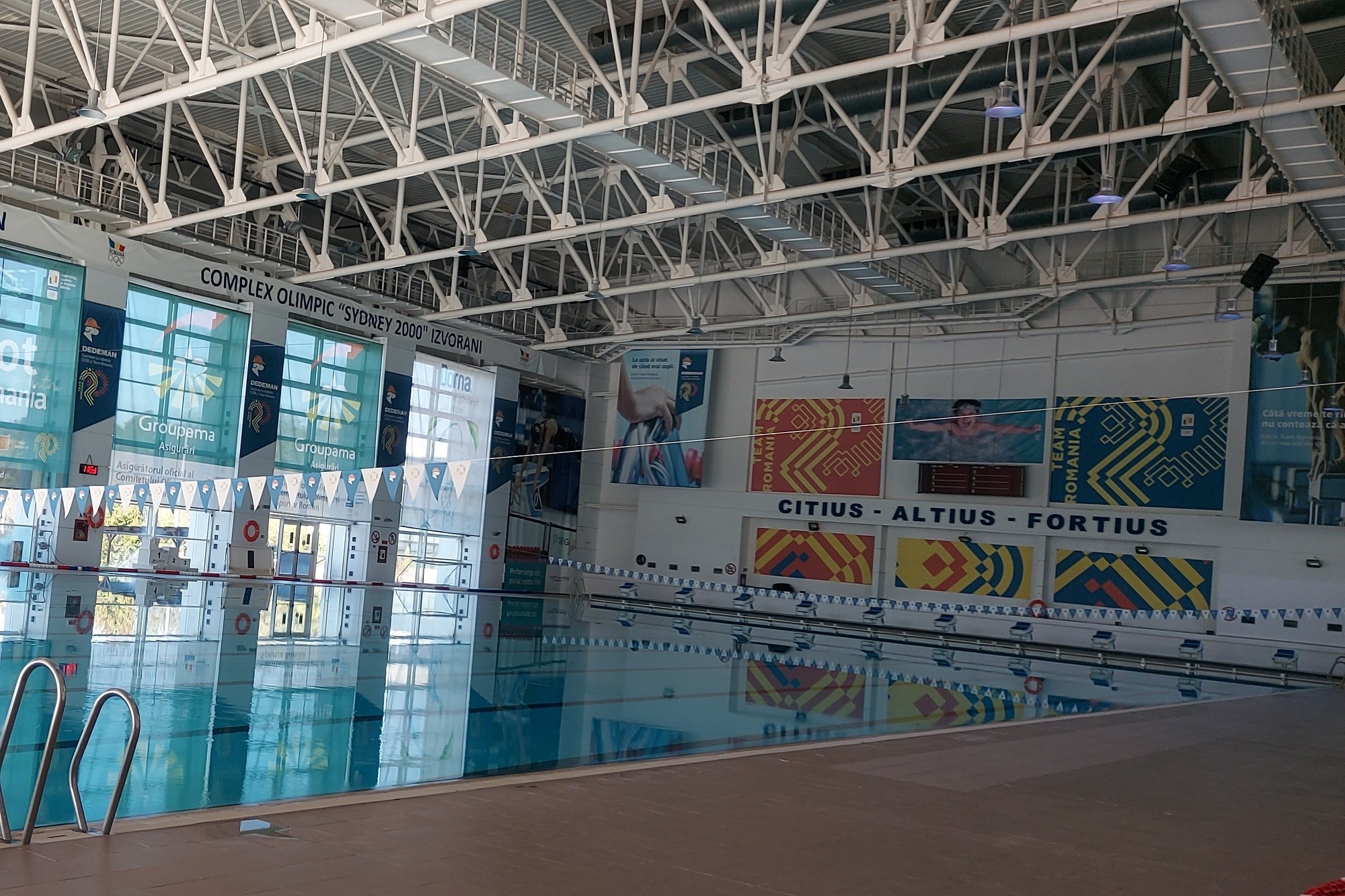 Bazinoliinterior2 2000