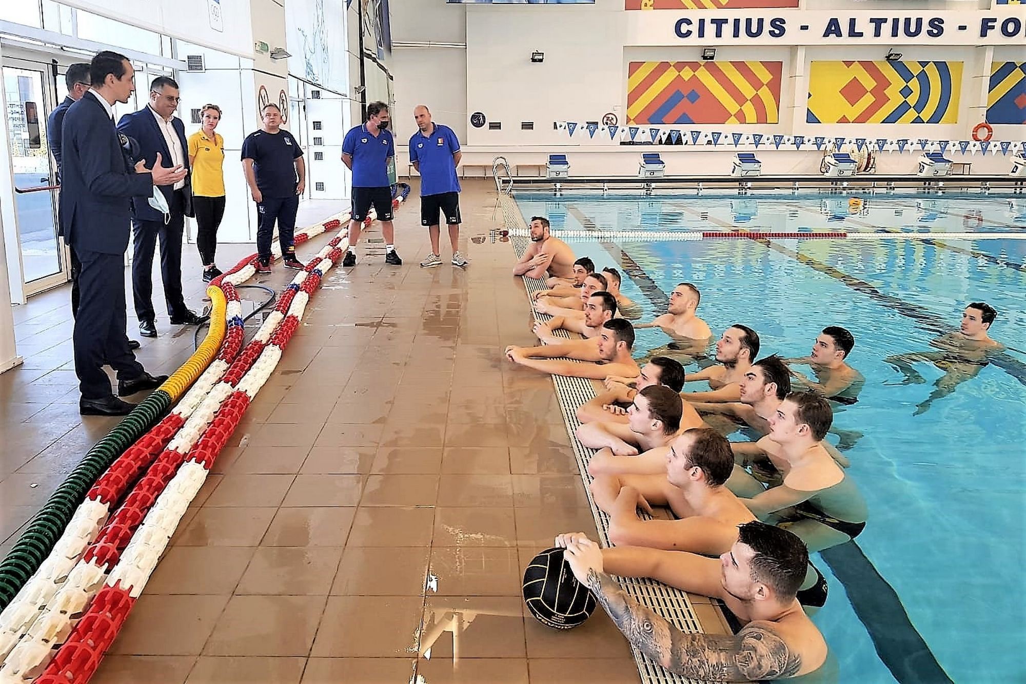 Polocomplexizvorani 2000