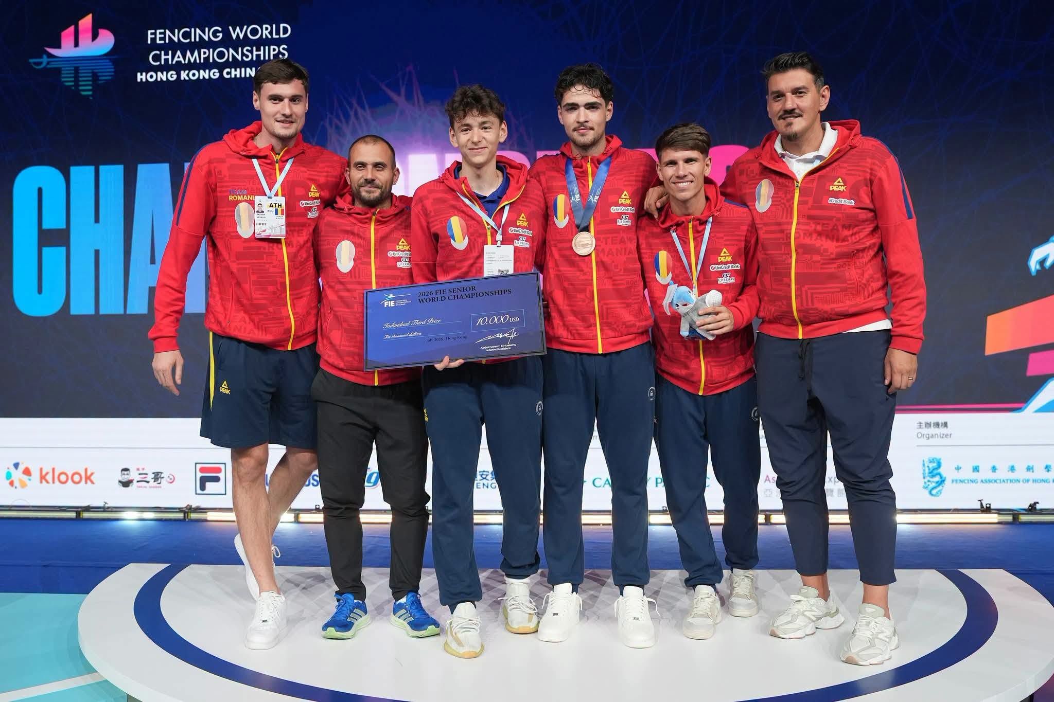 https://www.cosr.ro/img/3bed9d3d-812d-46c7-a0b4-6f106006ce09/cm-scrima-2026-bz-radu-nitu-echipa-antrenori.jpeg?fm=jpg&q=80&fit=max&crop=2048%2C1365%2C0%2C0