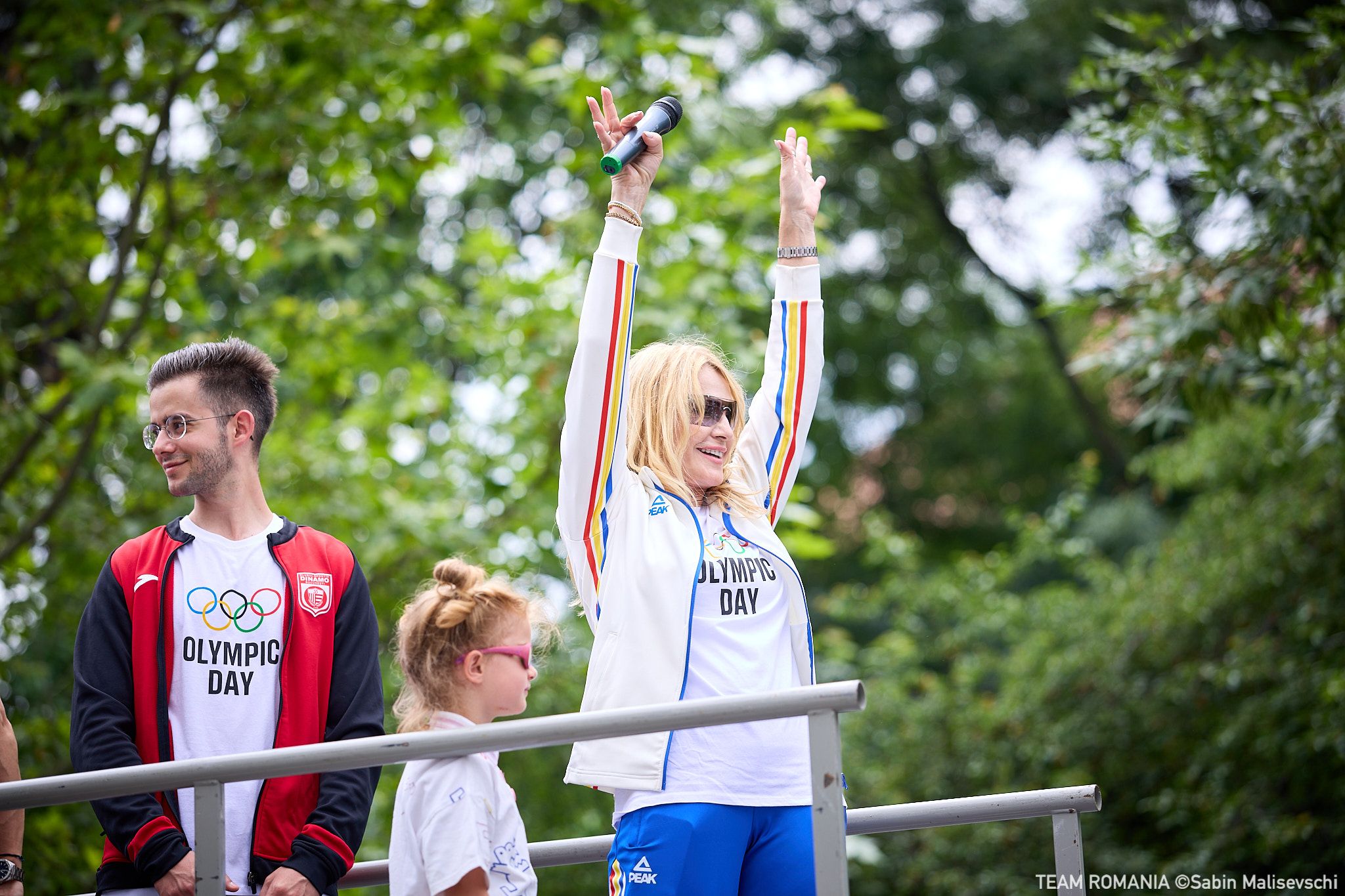 https://www.cosr.ro/img/3d4d7bce-6e9e-4abe-816e-779fa53d99d1/ziua-olimpica-06-jun-1241.jpg?fm=jpg&q=80&fit=max&crop=2048%2C1365%2C0%2C0