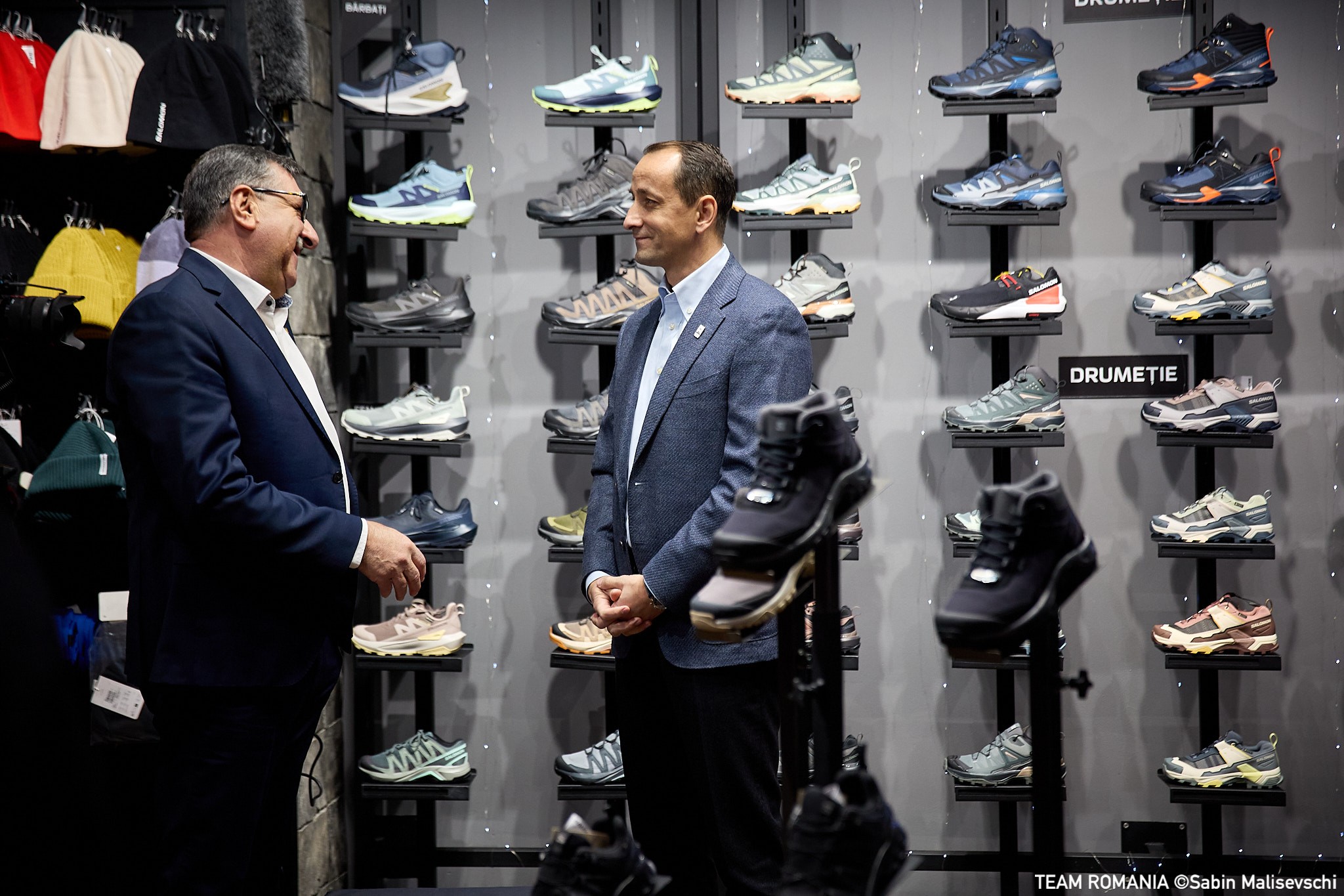 Cosr Salomon 17 Dec 001