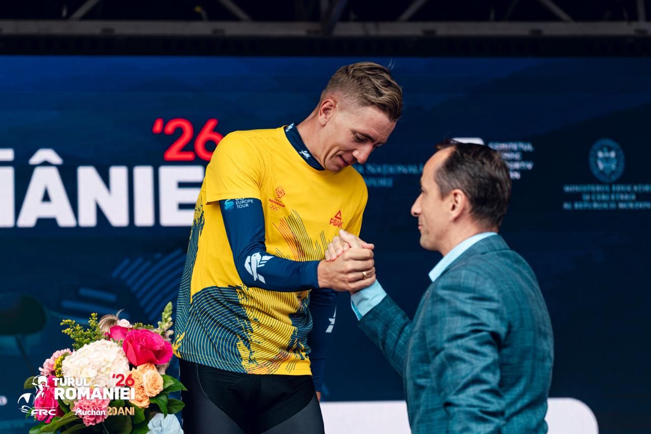 https://www.cosr.ro/img/5f2e652d-71f4-4ae2-8402-d249f8c318b8/tur-ciclist-2026-cova-castigatori.jpeg?fm=jpg&q=80&fit=max&crop=1280%2C853%2C0%2C0