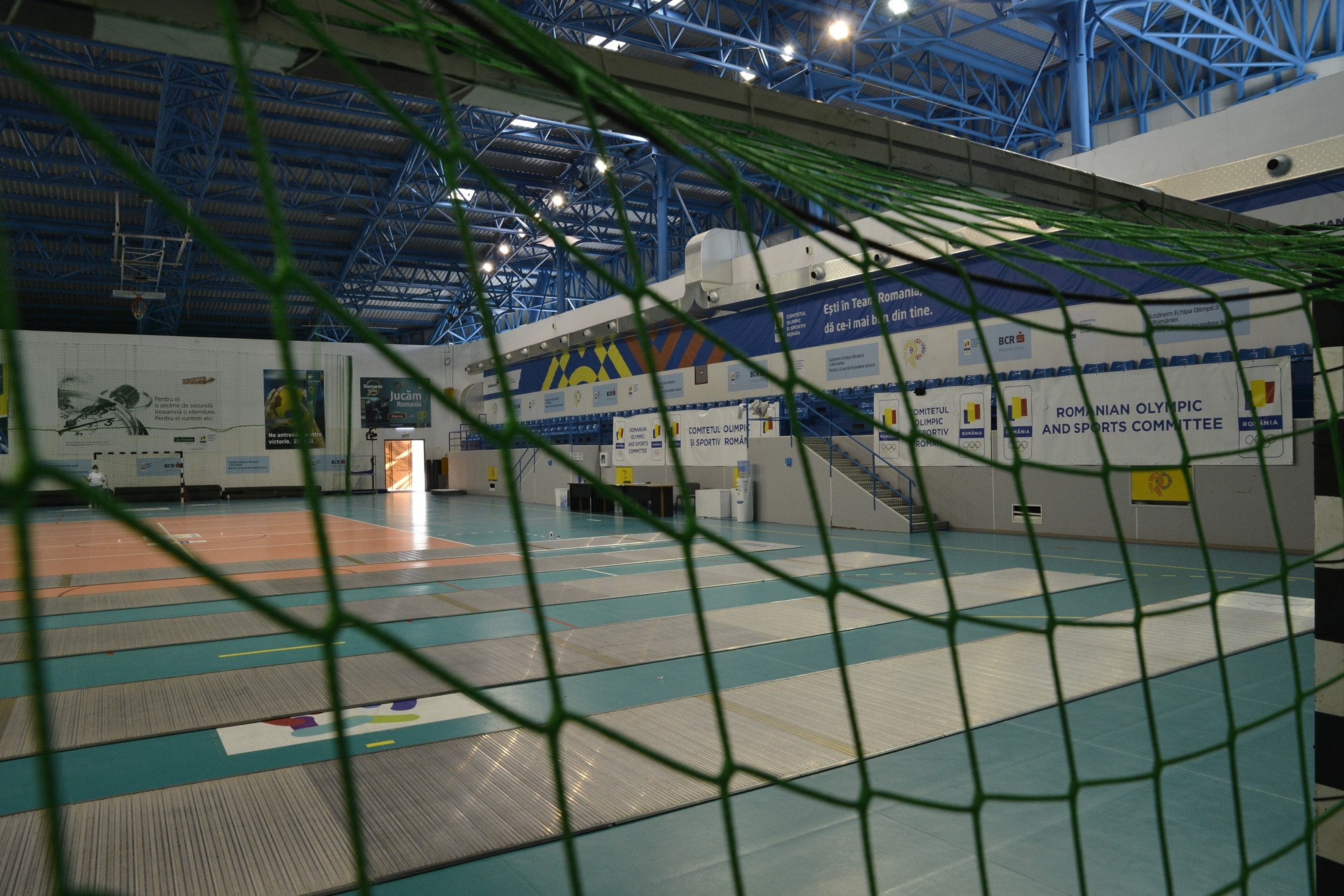 04polivalentaplasa 2000