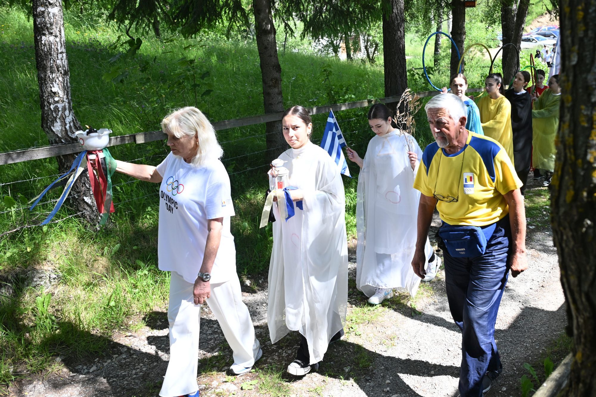 https://www.cosr.ro/img/78b9bdf0-807f-4e19-a77d-8021d346a67e/sp2-8590.jpg?fm=jpg&q=80&fit=max&crop=2000%2C1333%2C0%2C0
