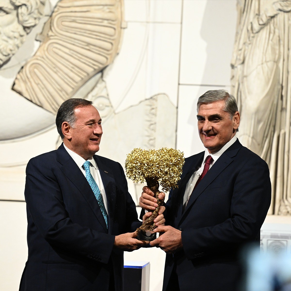 Flacara Fote Bakuriani 2025 Eoc Maslin