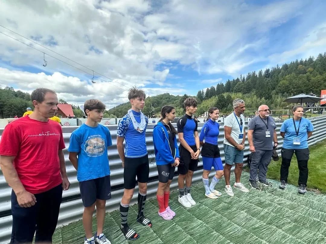 Copii Antrenori Sarituri Schiuri Vara Rsnov 2025 01