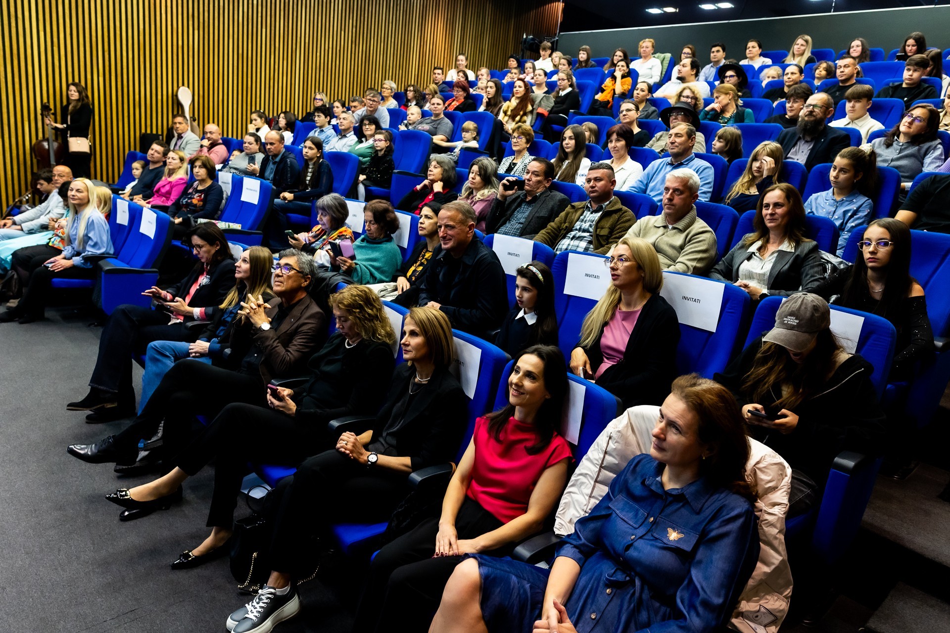 2025jo Imaginatia Copiilor Public