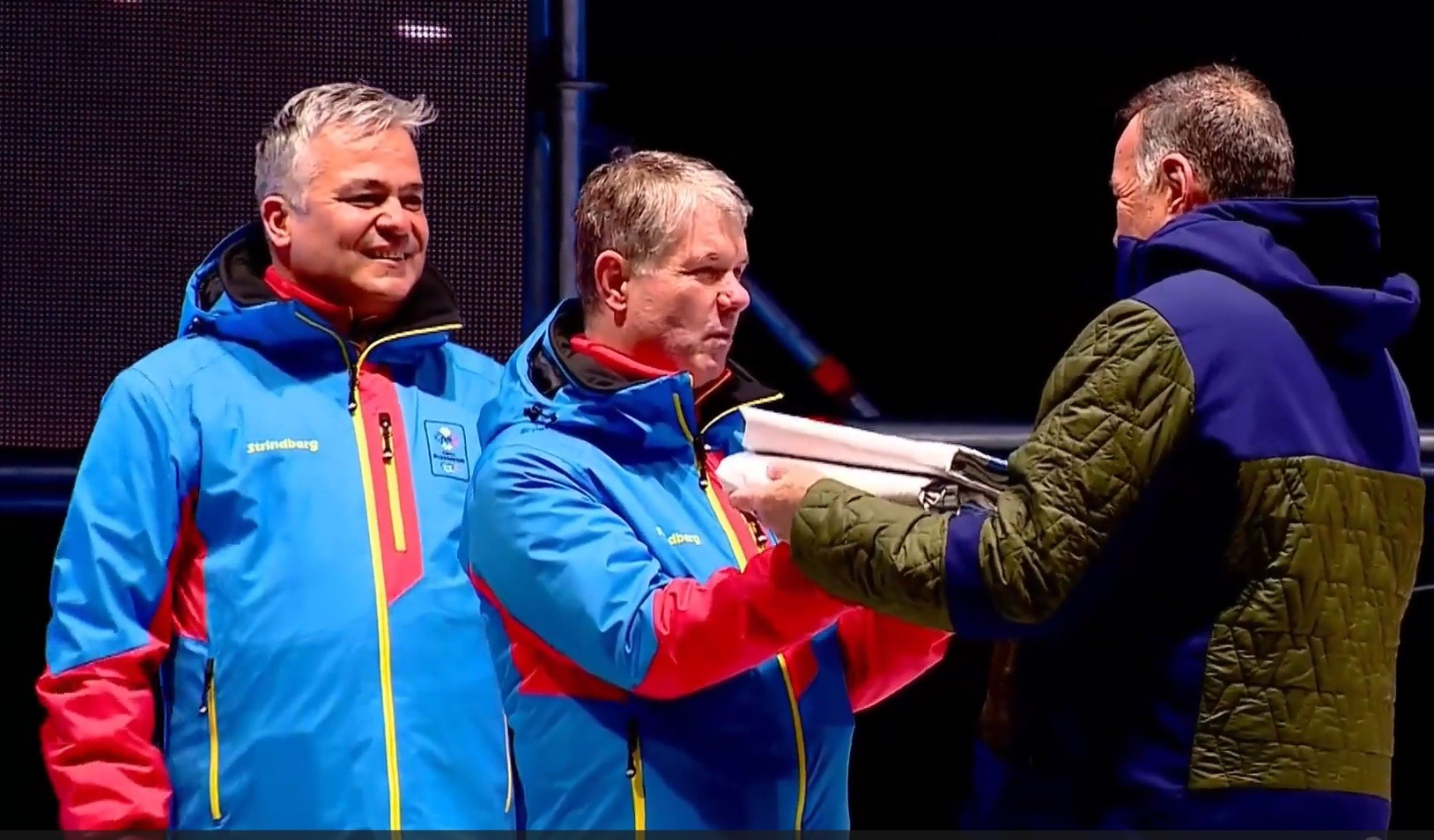 Autoritati Brasov Preluare Drapel Prtscr