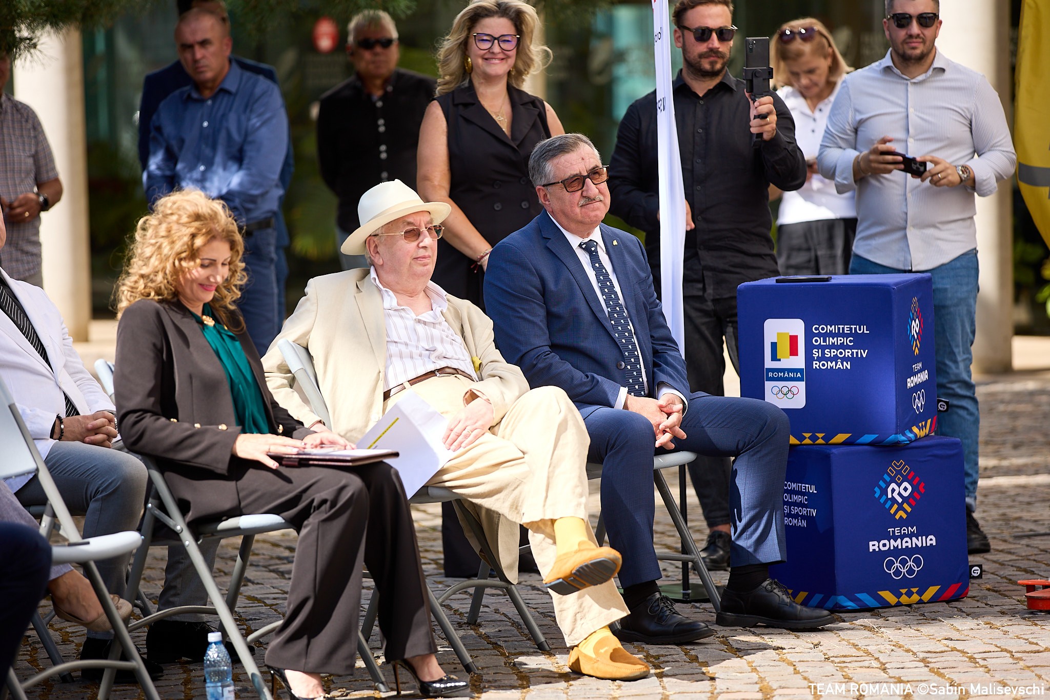 Boro Fiu Ioli Dita Cova 2