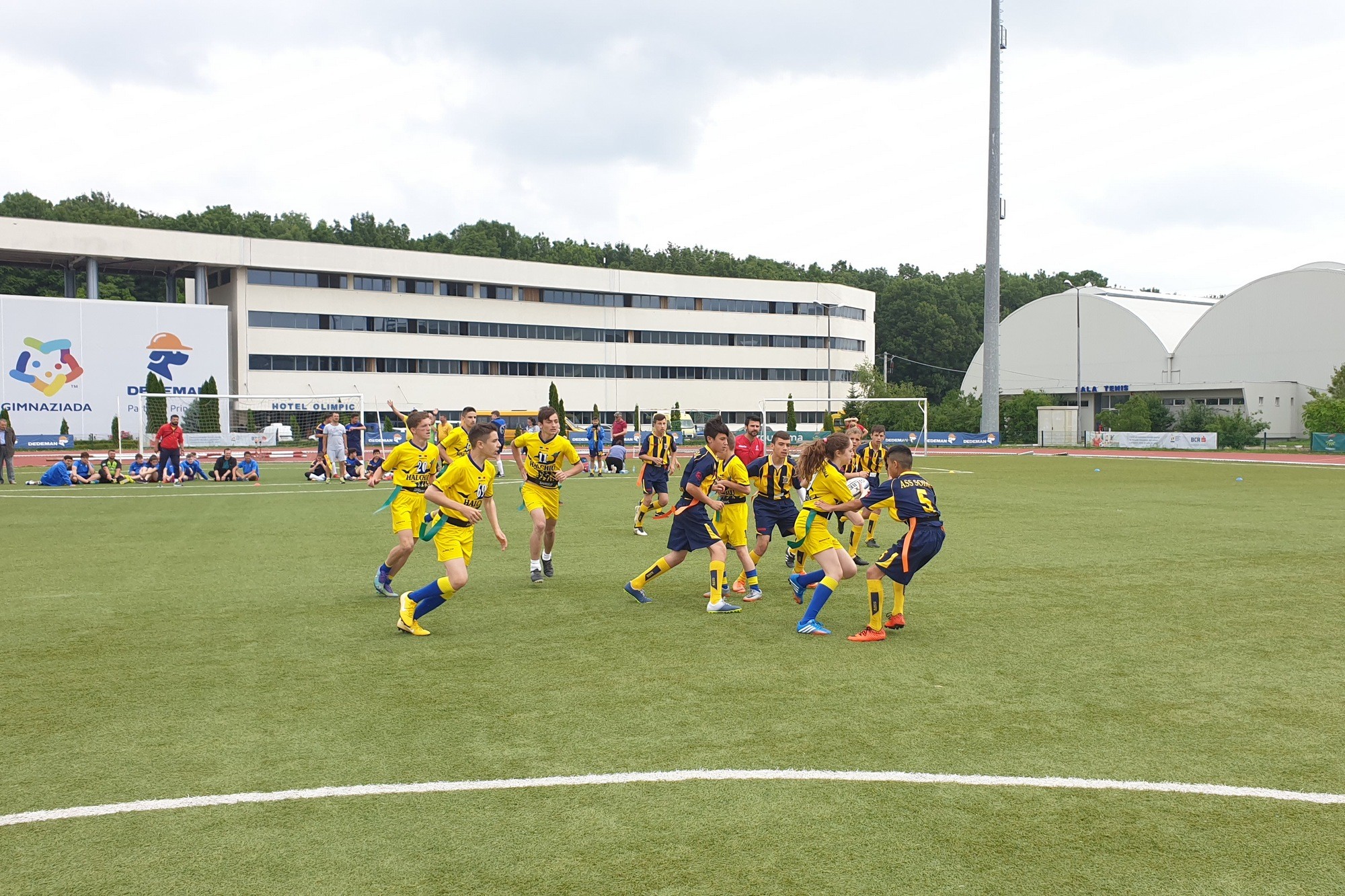 03stadioncompetitii4 2000