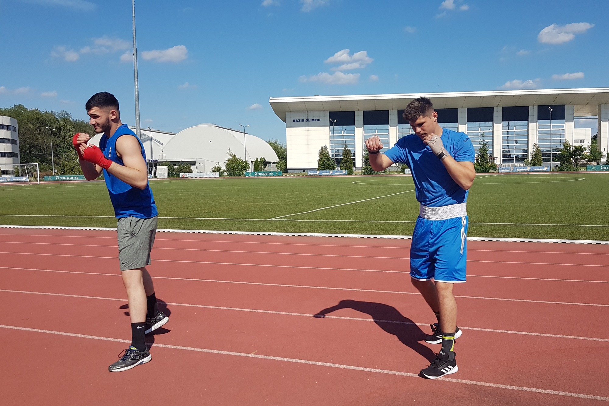 Boxpregatirestadion4 2000