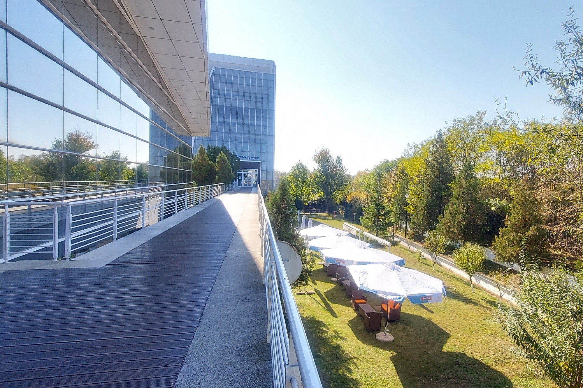 02hotelsydneypasarela 1