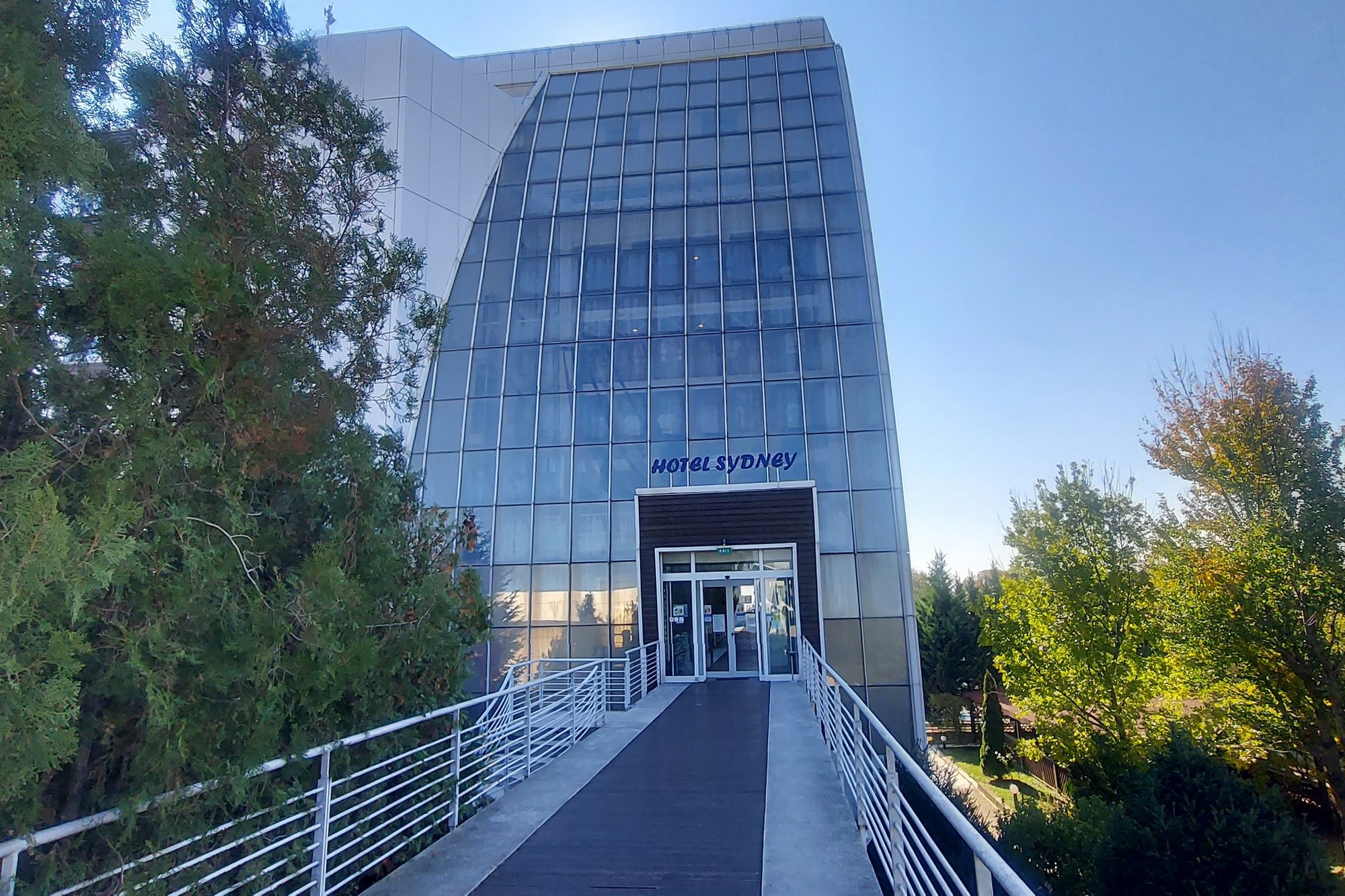 03hotelsydney Pasarela
