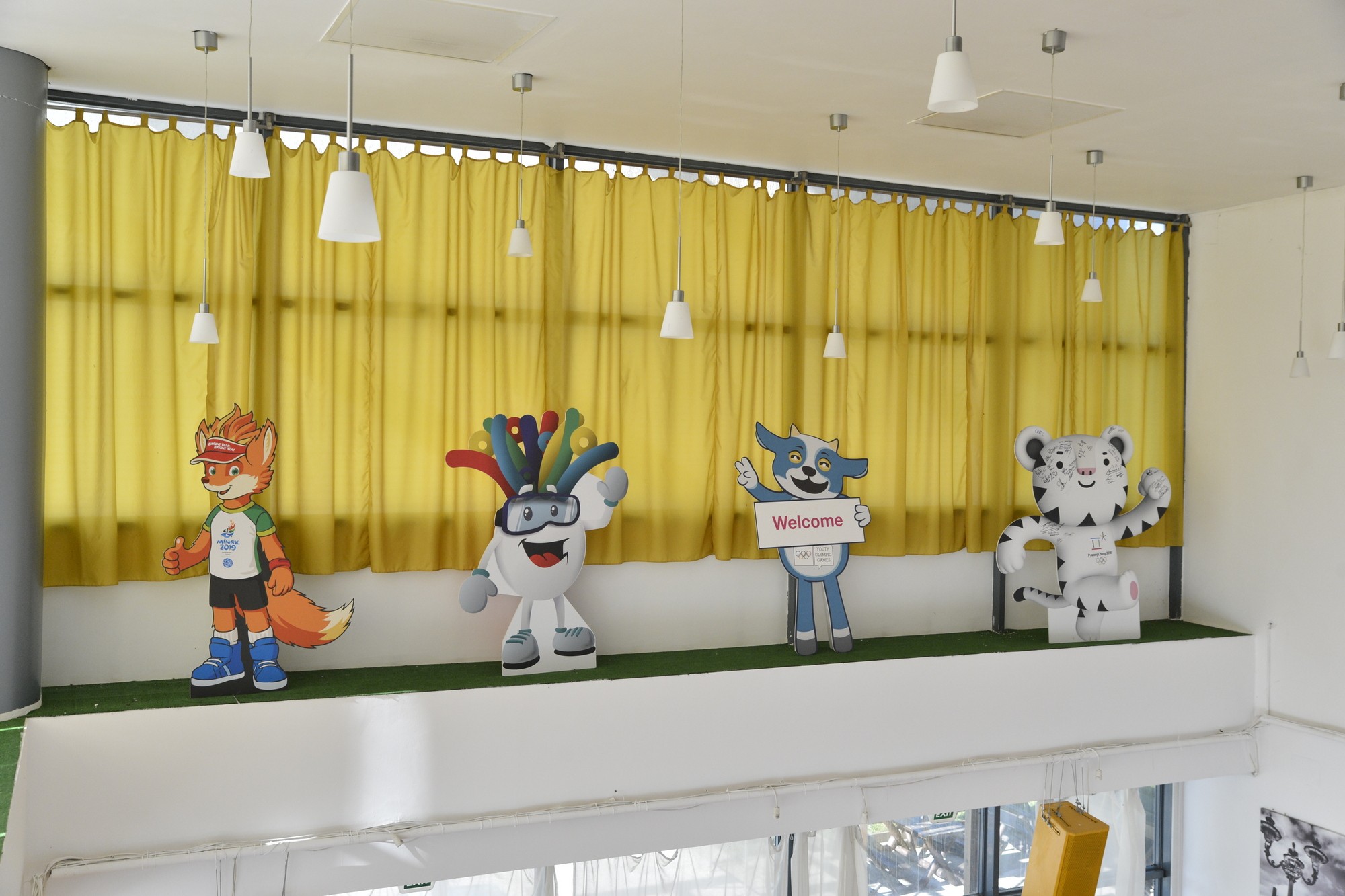 Holhotelolimascote 2000