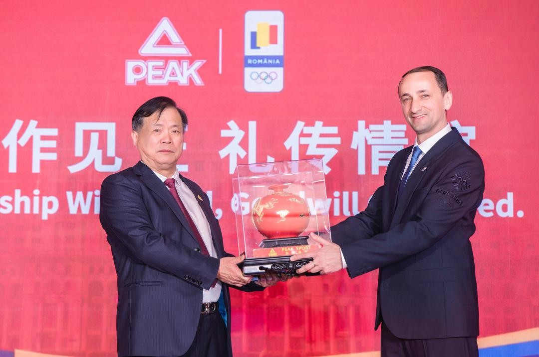 Semnare Peak China Cova Chinez